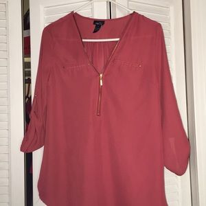 Moth/blush 3/4 length sleeve blouse